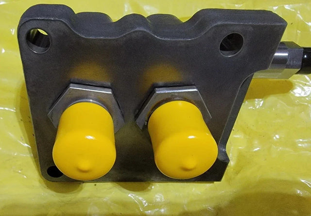 4954314NX Genuine Cummins Fuel Pump Head - Truck To Trailer