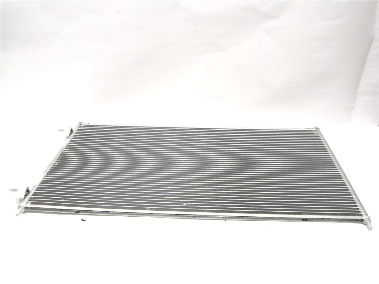 2591836C93 International Air Conditioner Condenser Assembly - Truck To Trailer