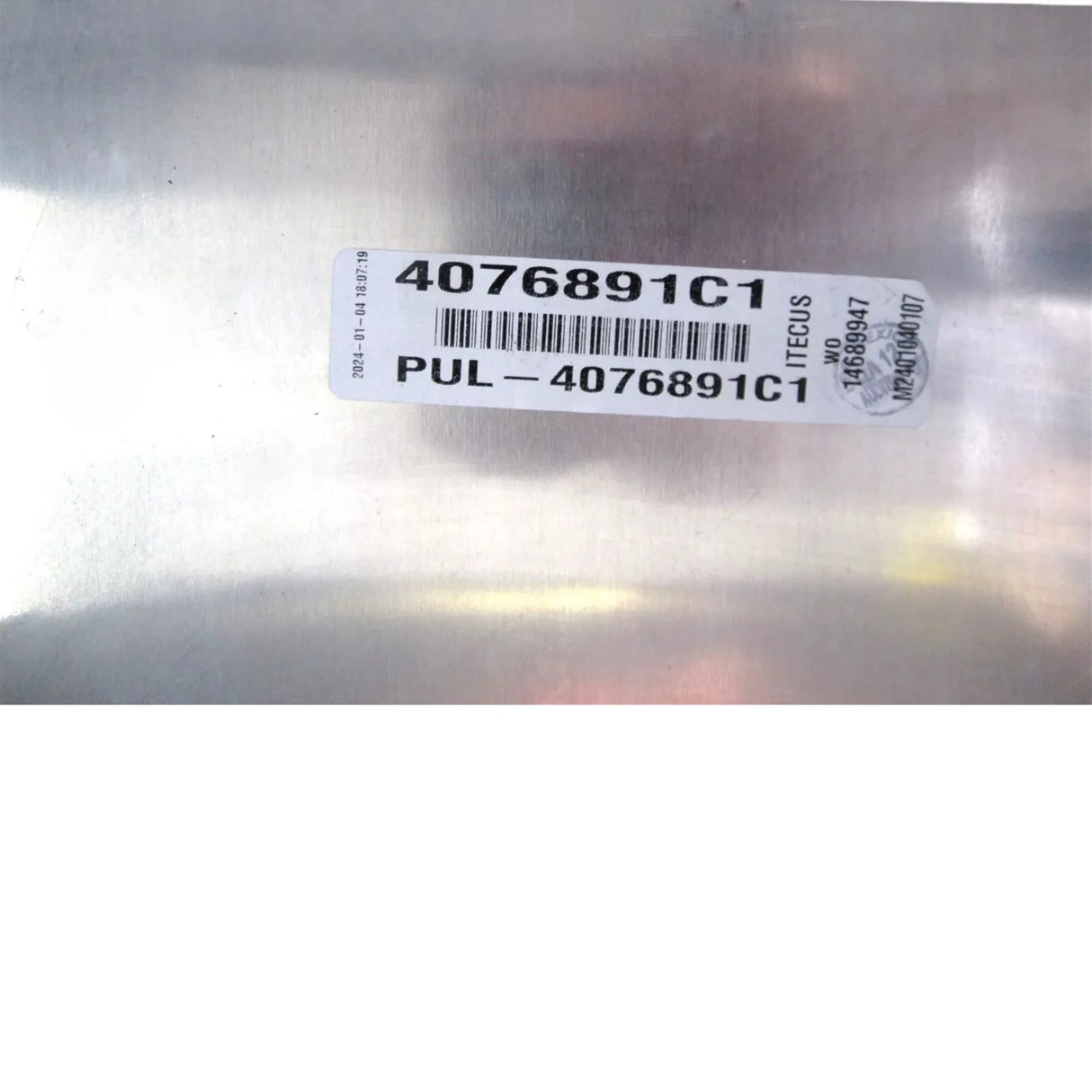 4076891C1 International Cover 30 Battery Box Bright - Truck To Trailer