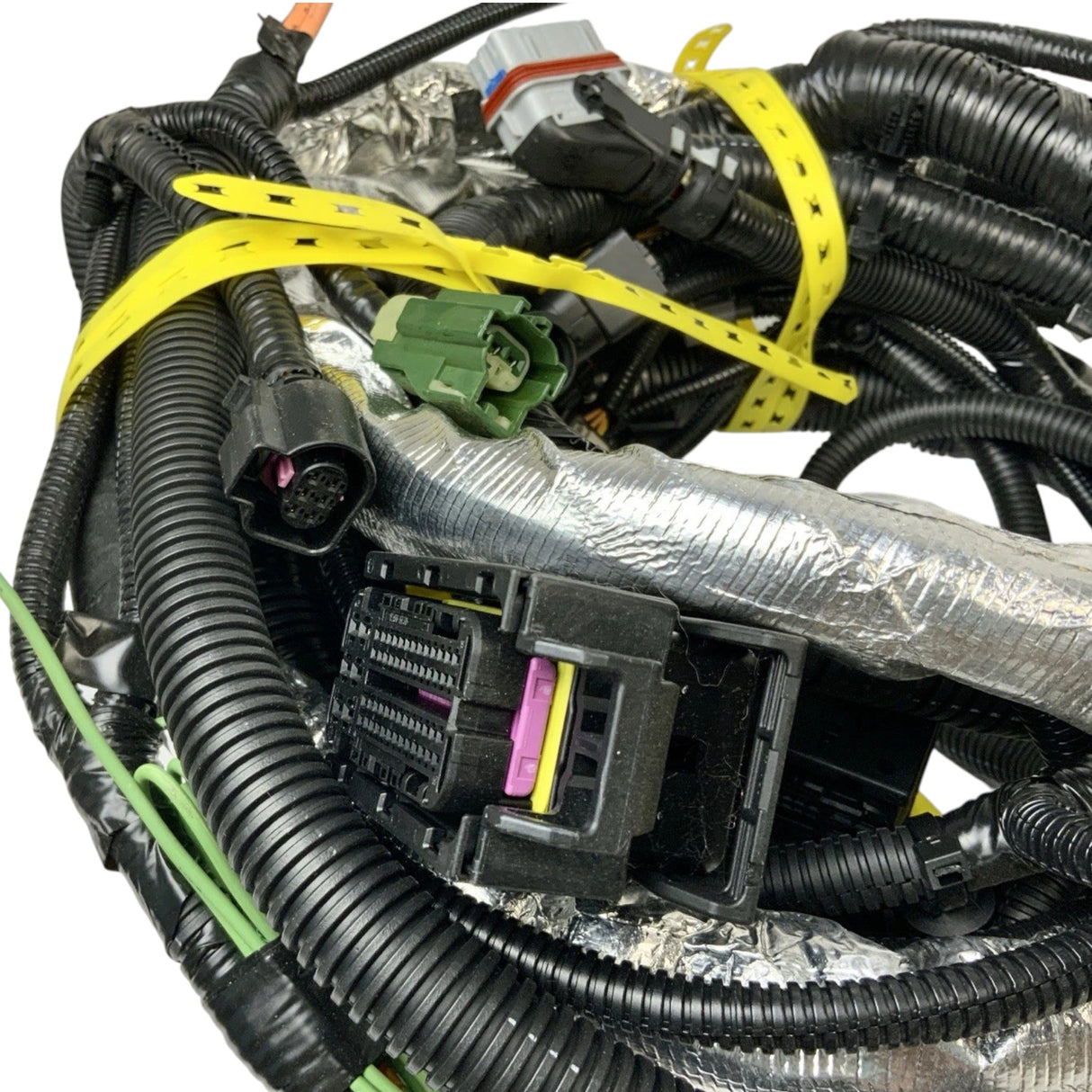2515289C91 Genuine International Harness
