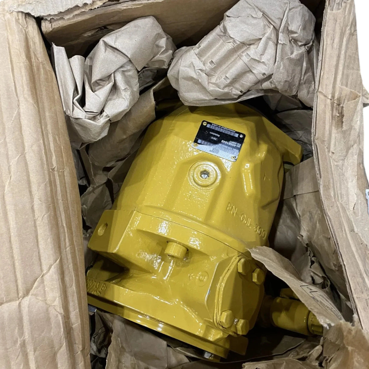 10R-8688 Caterpillar Reman Hydraulic Pump - Truck To Trailer