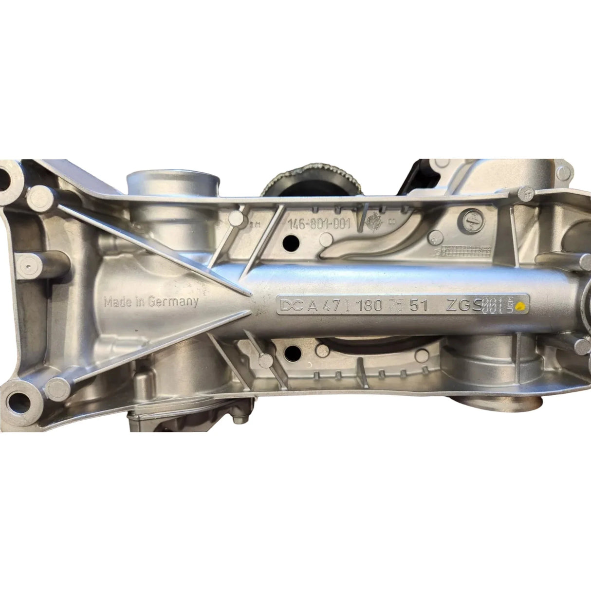 A4711807551 Genuine Detroit Diesel Oil Manifold - Truck To Trailer