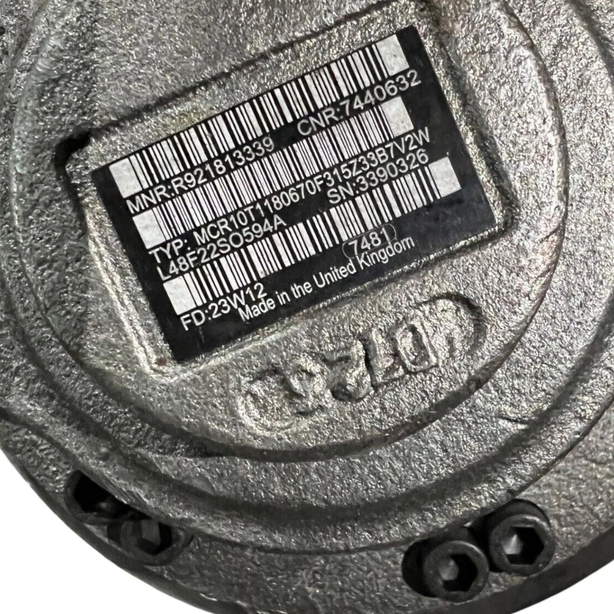 7440632 Genuine Bobcat Hydrostatic 2-Speed Drive Motor