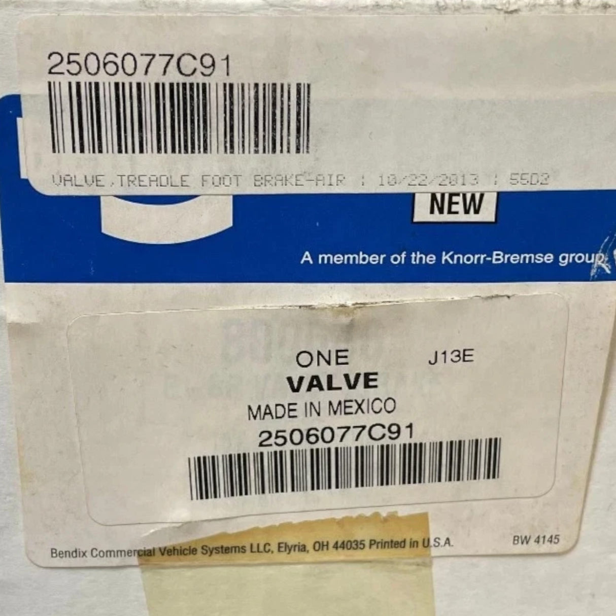 2506077C92 Genuine International Foot Brake Valve