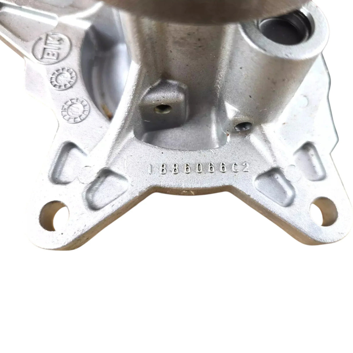 7081213C92 Genuine International Water Pump - Truck To Trailer