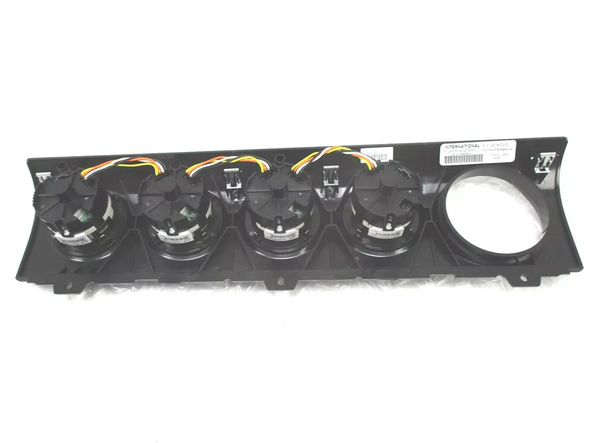 2518072C91 International Gauge Panel - Truck To Trailer