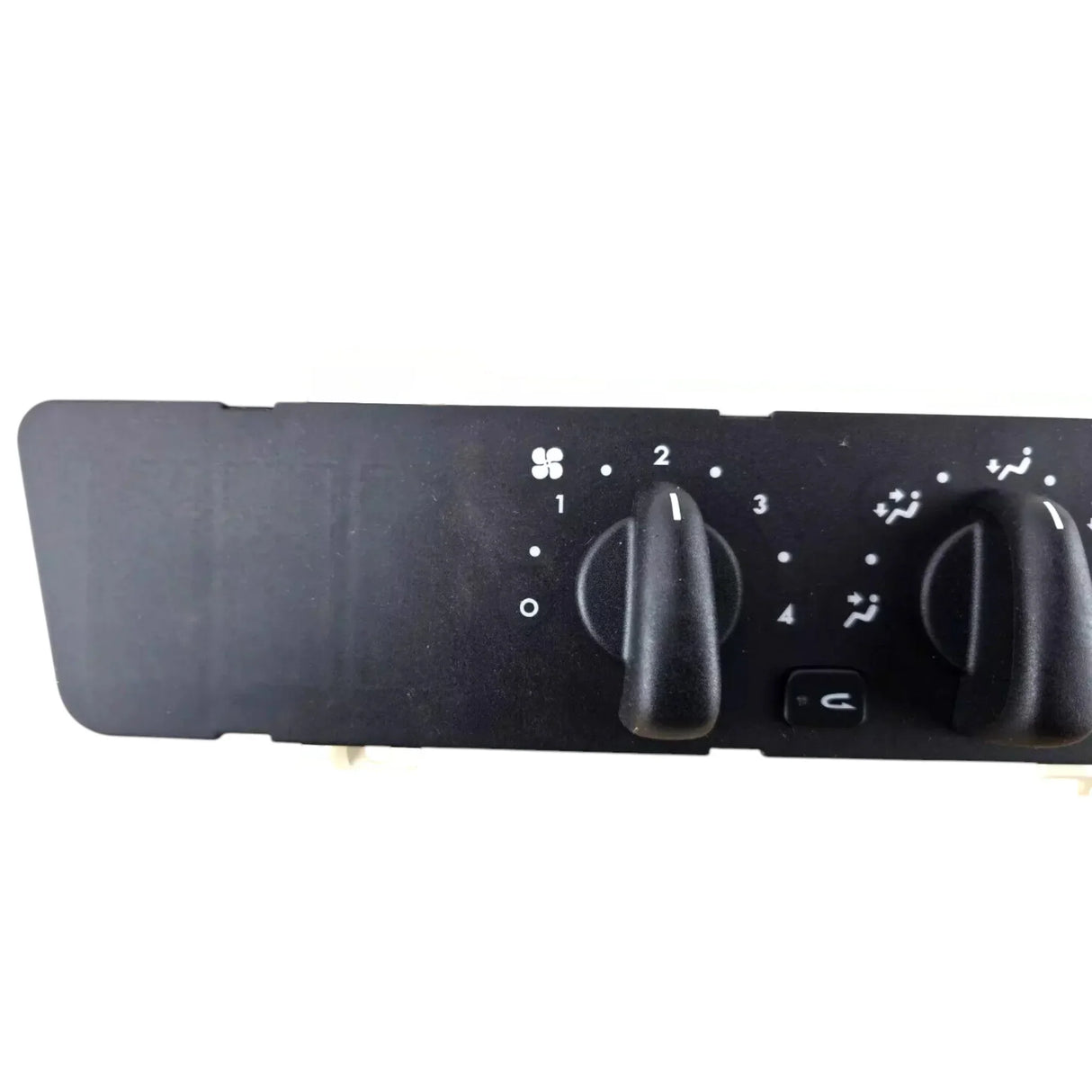 A22-54708-220 Freightliner A/C Climate Control Module - Truck To Trailer