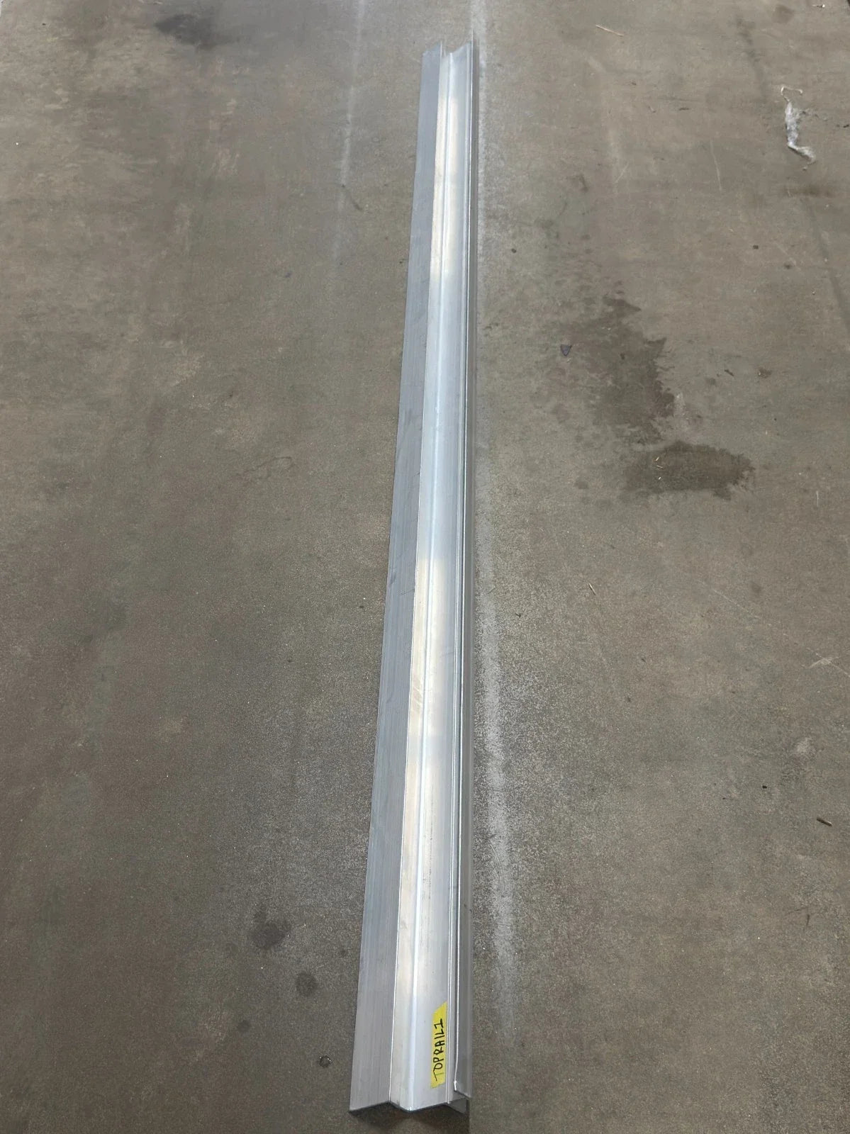 MOR00015904 Unbranded Truck Top Rail S&P 27' 1" - Truck To Trailer