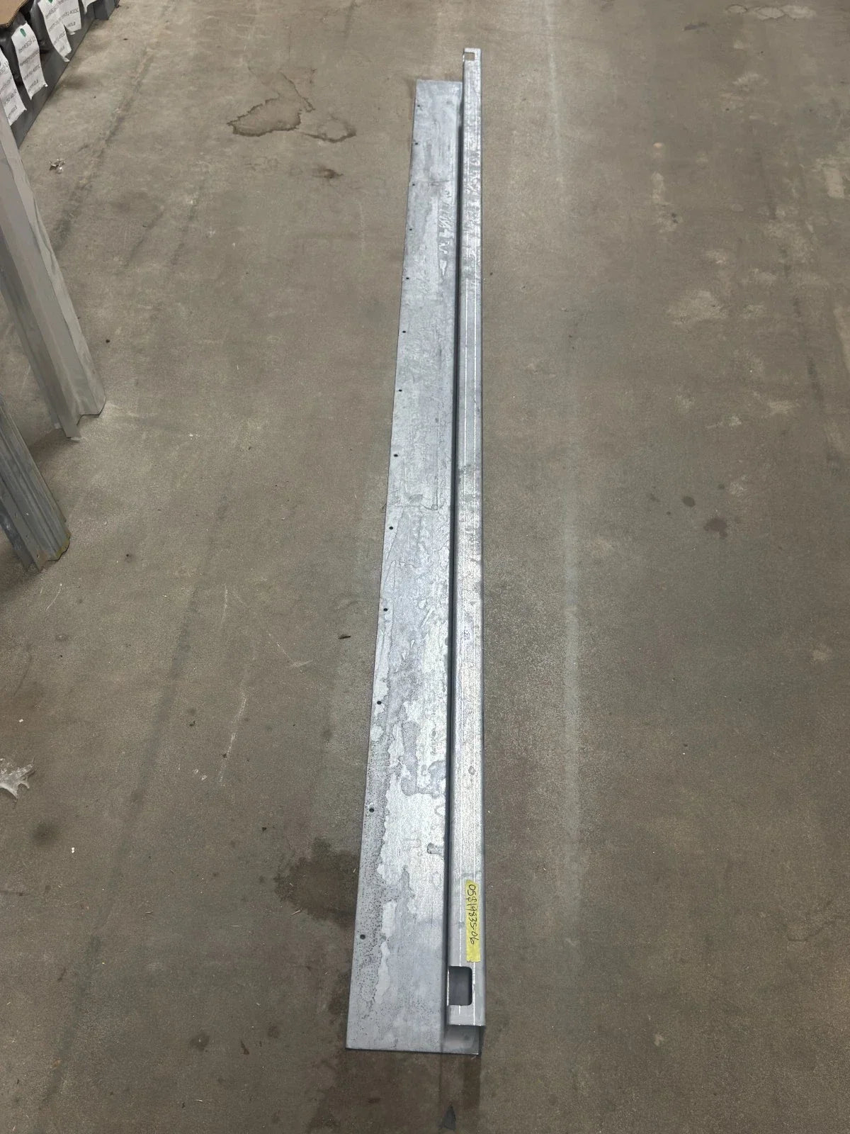 05S19835-06 Supreme Body Corner Post,12G,Galvanized,13.375 X108.25 - Truck To Trailer