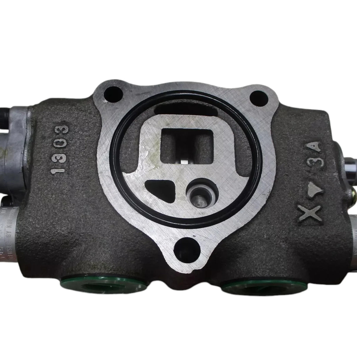 68331-68020 Kubota Hudraulic Valve Plunger Section KH-18 Excavator - Truck To Trailer