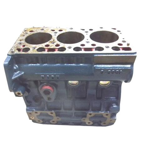 16221-01012 Kubota Crankcase D905 FZ2100 - Truck To Trailer