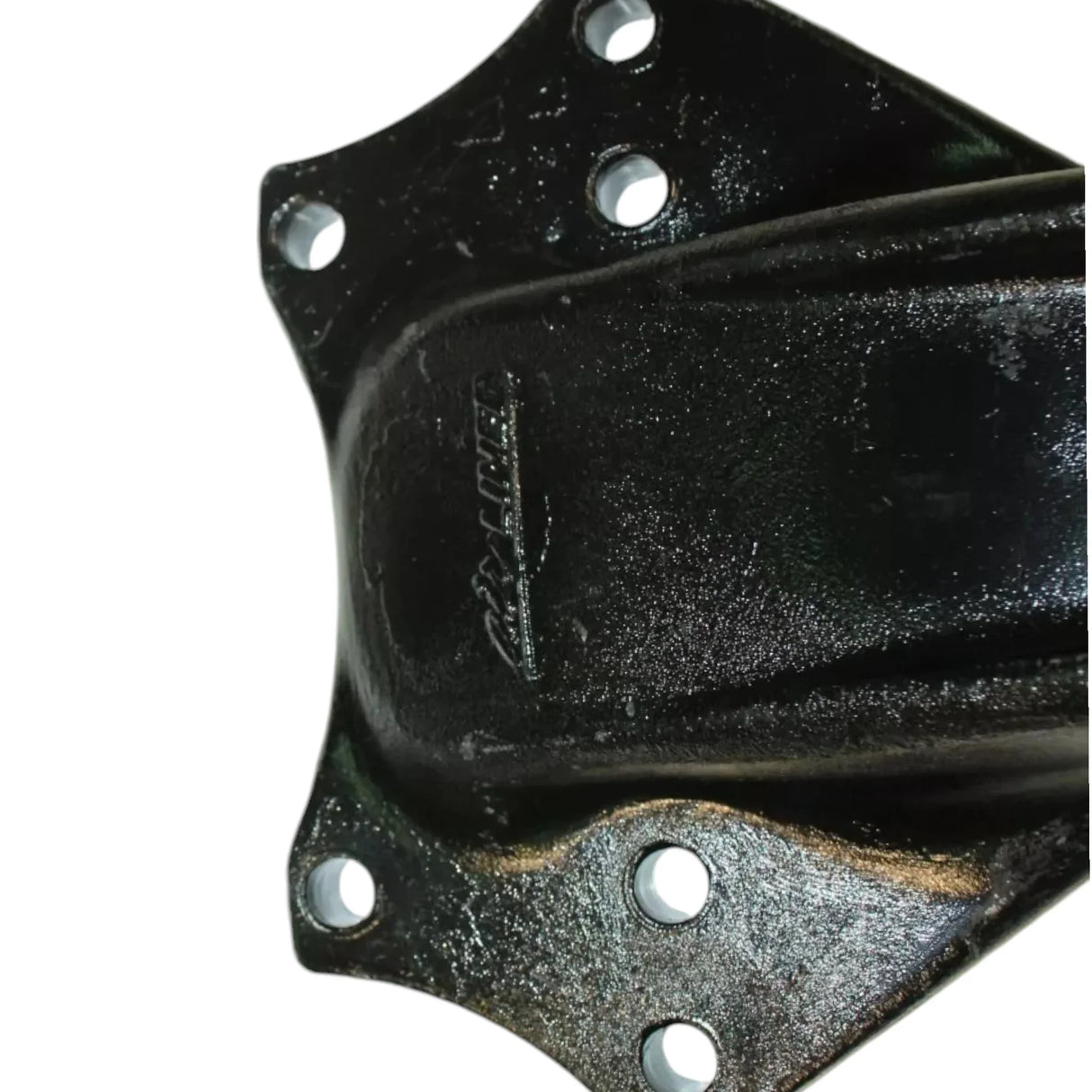 16-14031-000 Freightliner Drive Axle Front Hanger - Truck To Trailer