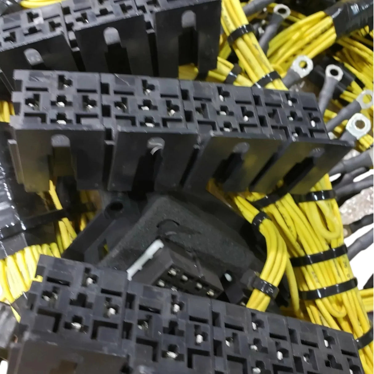 A06-26086-001 Freightliner Main Cab-Wiring Harness - Truck To Trailer