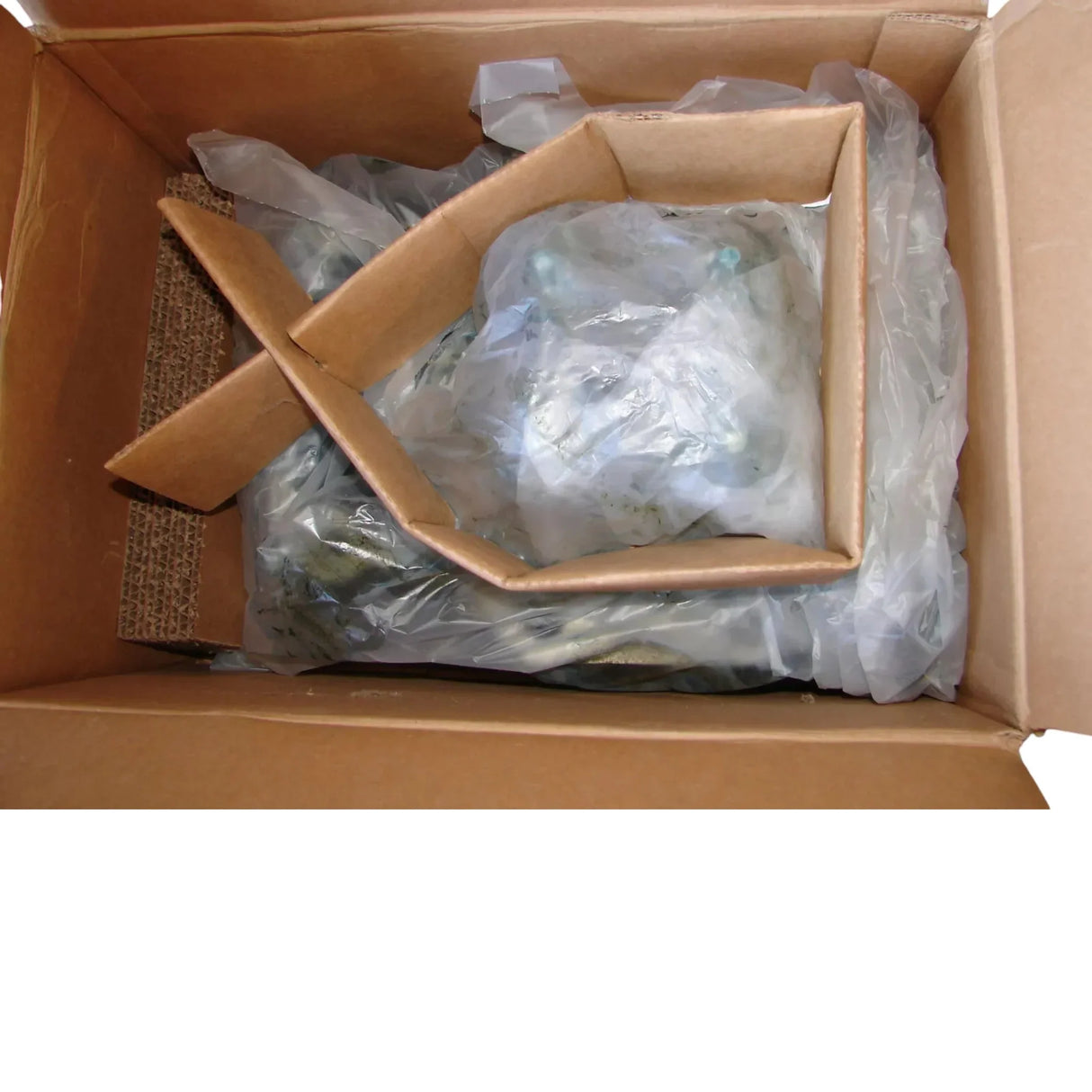 495-2063 Caterpillar Engine Cylinder Head - Truck To Trailer