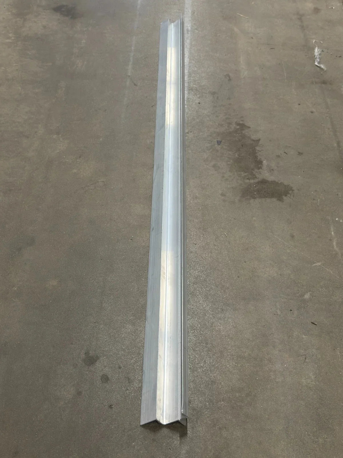 MOR00015904 Unbranded Truck Top Rail S&P 27' 1" - Truck To Trailer