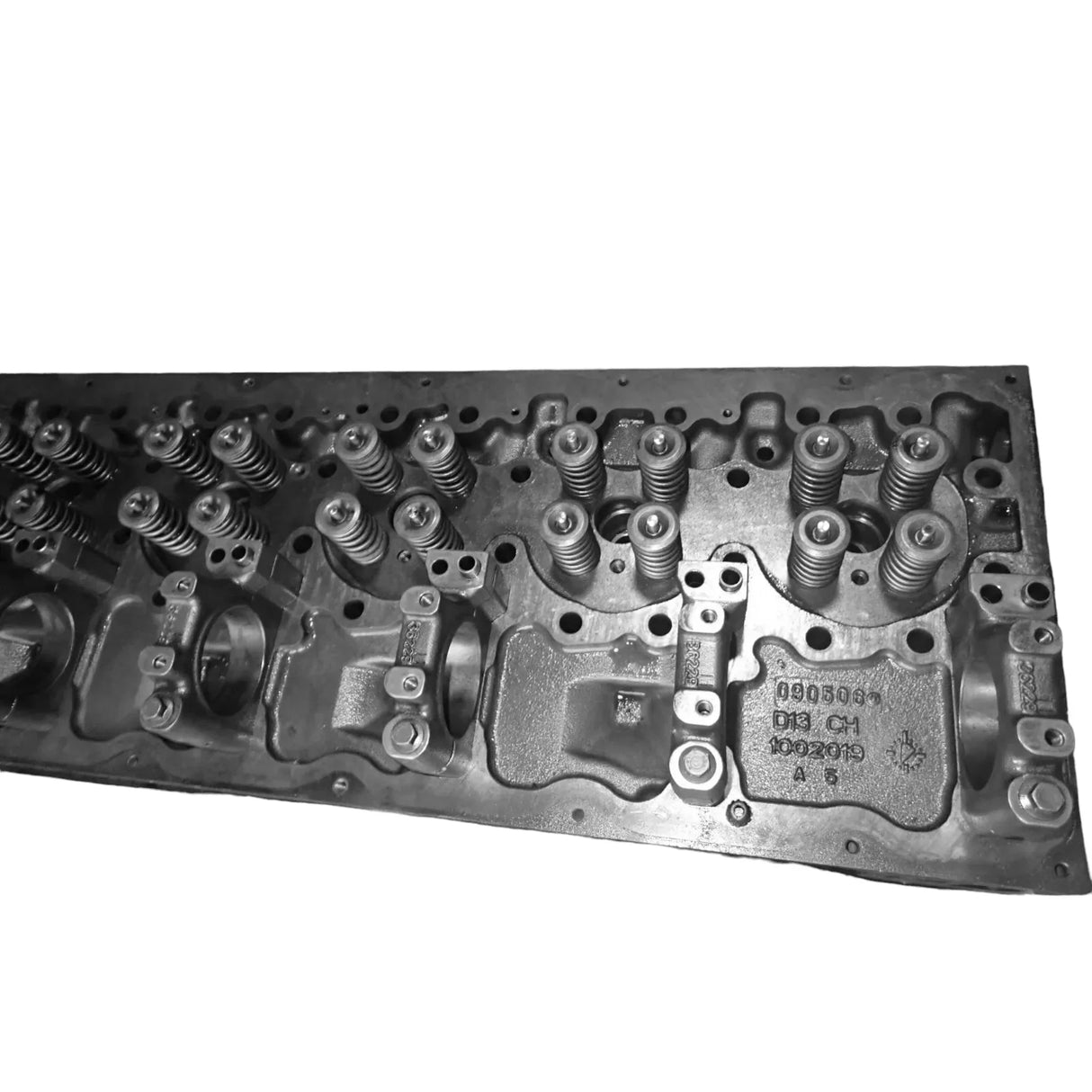 85020890 Genuine Mack Cylinder Head - Truck To Trailer