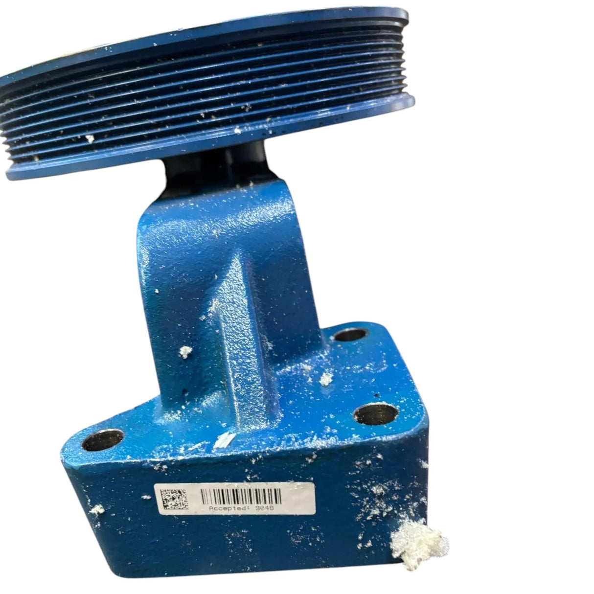 2587332C91 Genuine International Fan Drive Pulley Hub - Truck To Trailer