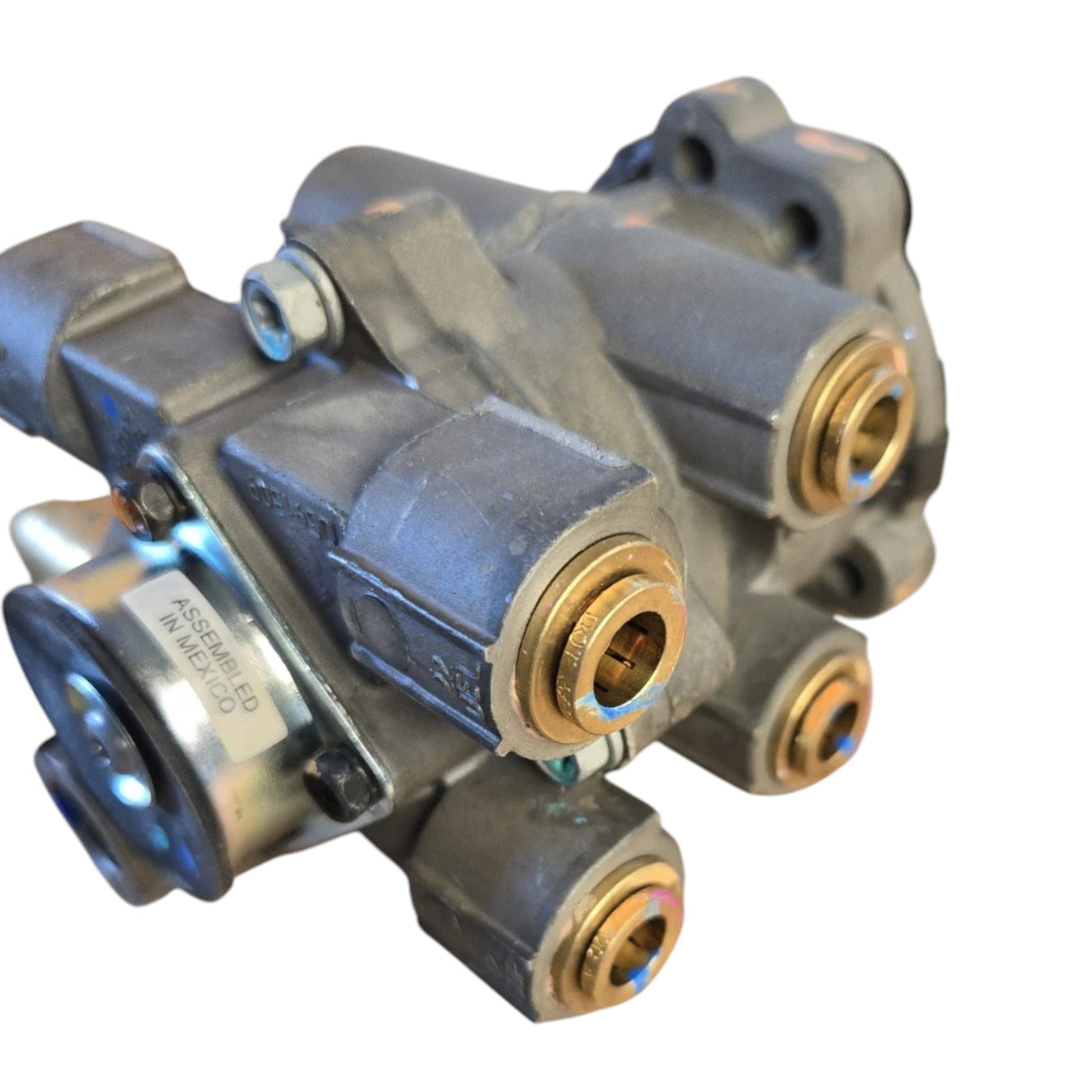 2506077C92 Genuine International Foot Brake Valve