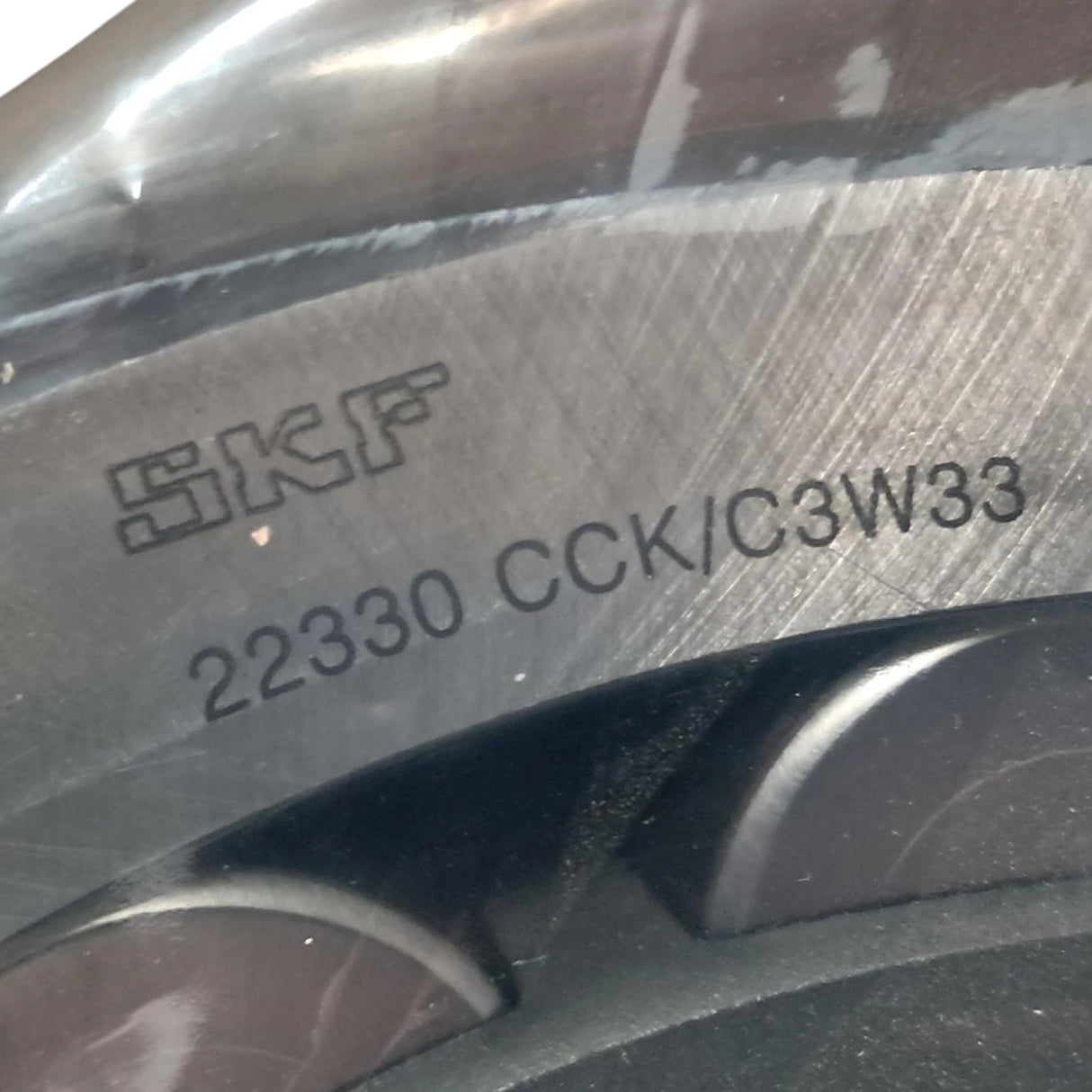 22330 CCK/C3W33 Genuine SKF Spherical Roller Bearing