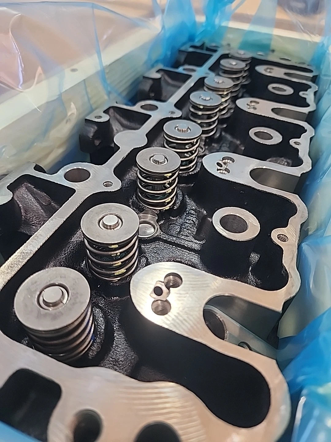 0410-3855 Deutz Cylinder Head