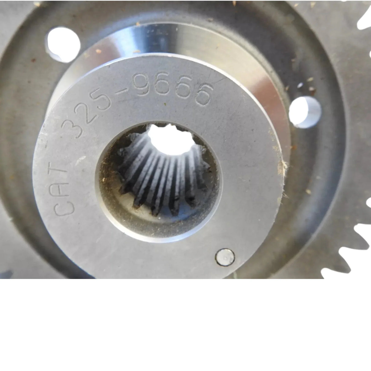 325-9666 Caterpillar Pump Drive Gear - Truck To Trailer