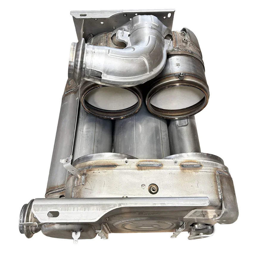 EA6804901356 Genuine Detroit Diesel DOC SCR Module And Clamp Assembly - Truck To Trailer