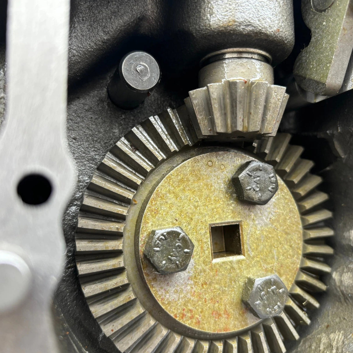 4W-6073 Genuine Caterpillar Fuel Injection Pump