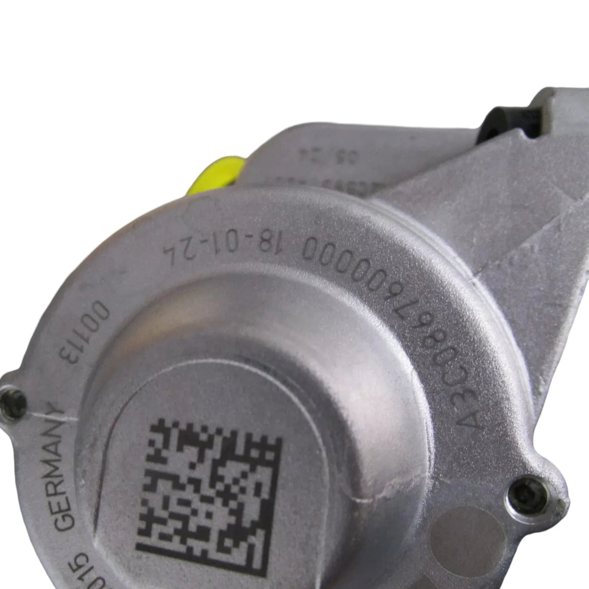 11519455978 Genuine BMW Water Pump - Truck To Trailer