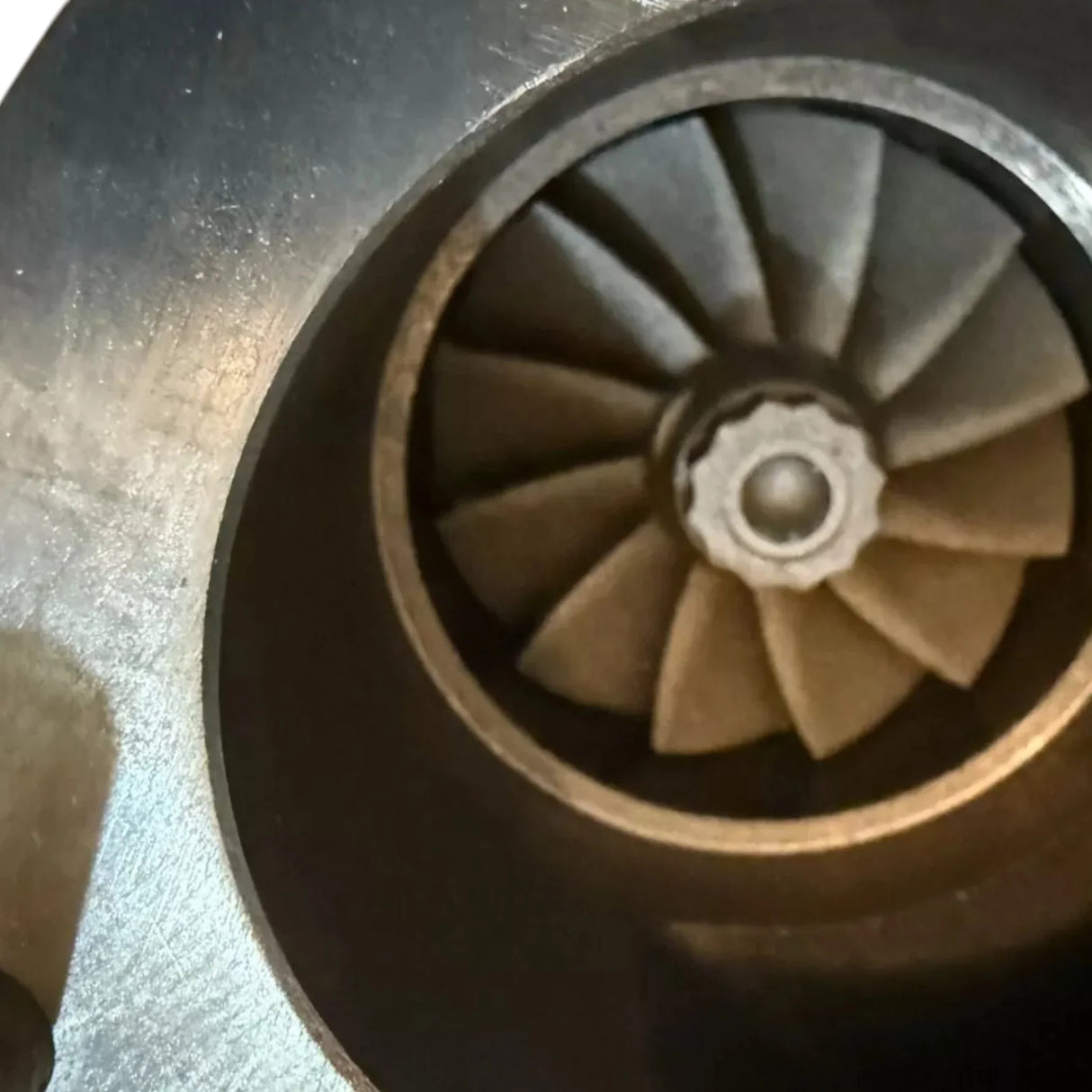 53279707119 Genuine Detroit Diesel Turbocharger - Truck To Trailer