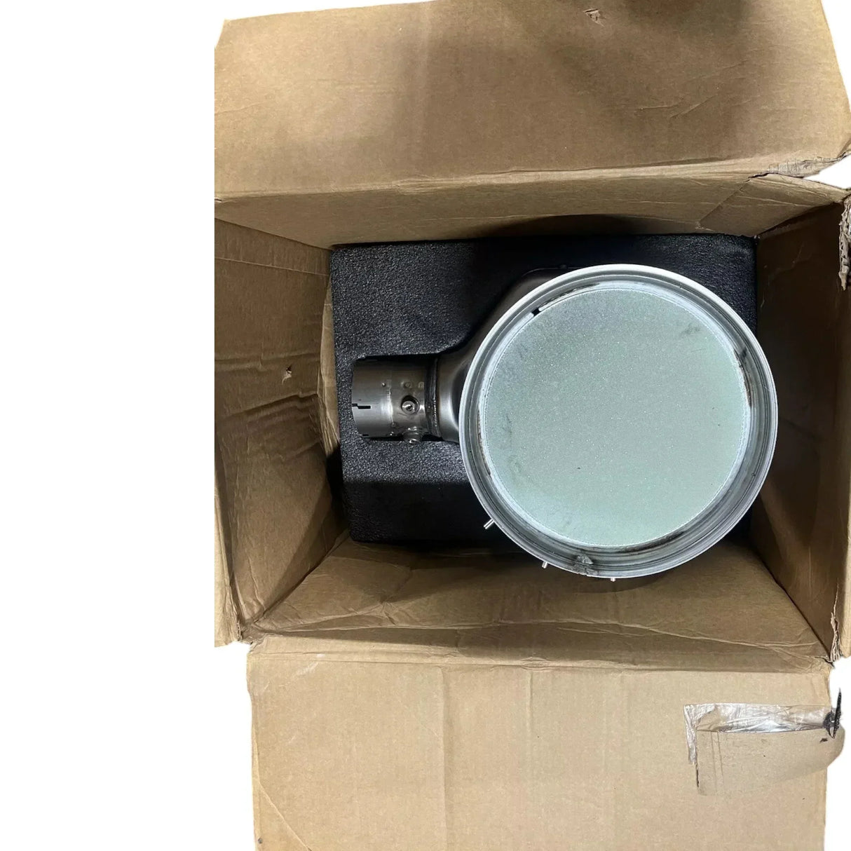 2240853PE Paccar SCR Outlet Module - Truck To Trailer