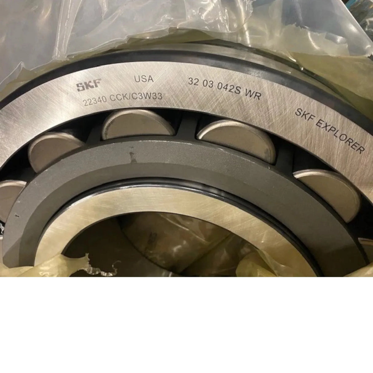 22340 CCK/C3W33 Genuine SKF Spherical Roller Bearing - Truck To Trailer