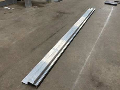 MOR00015904 Unbranded Truck Top Rail S&P 27' 1" - Truck To Trailer