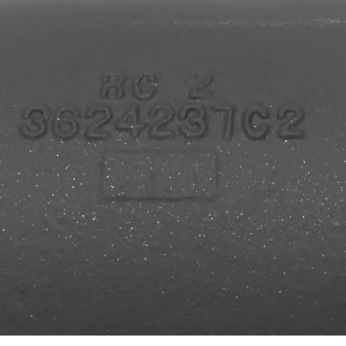 6104920C3 International Vertical Muffler Support - Truck To Trailer