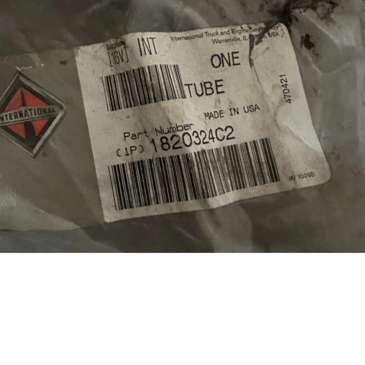 1817869C1 Genuine International Fuel Line Fuel Pump Supply