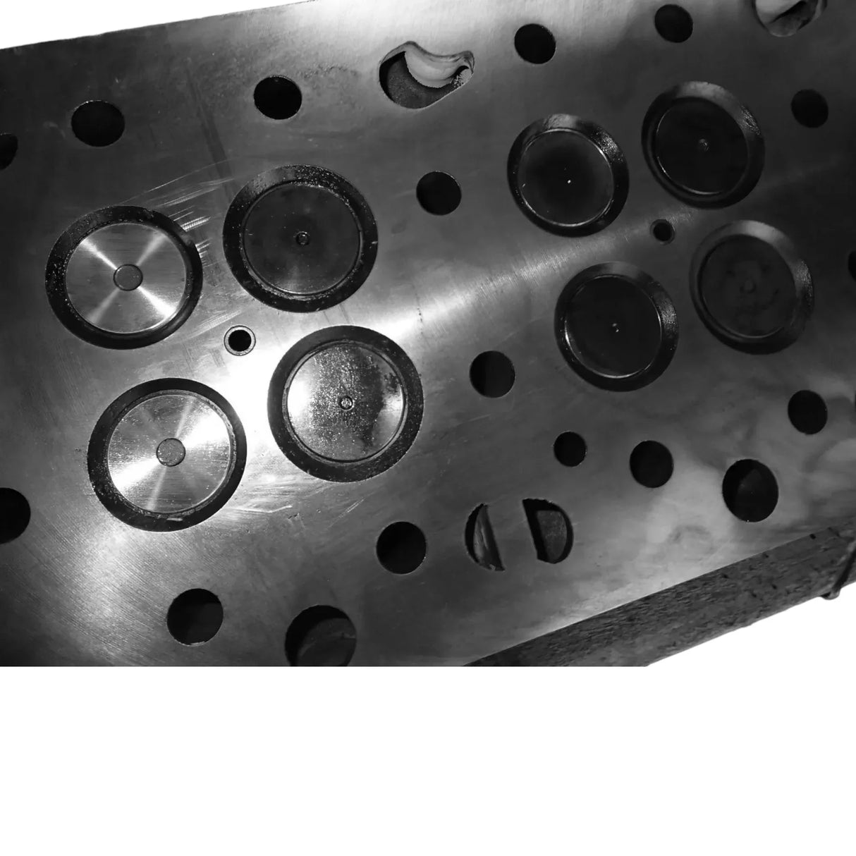 85020890 Genuine Mack Cylinder Head - Truck To Trailer