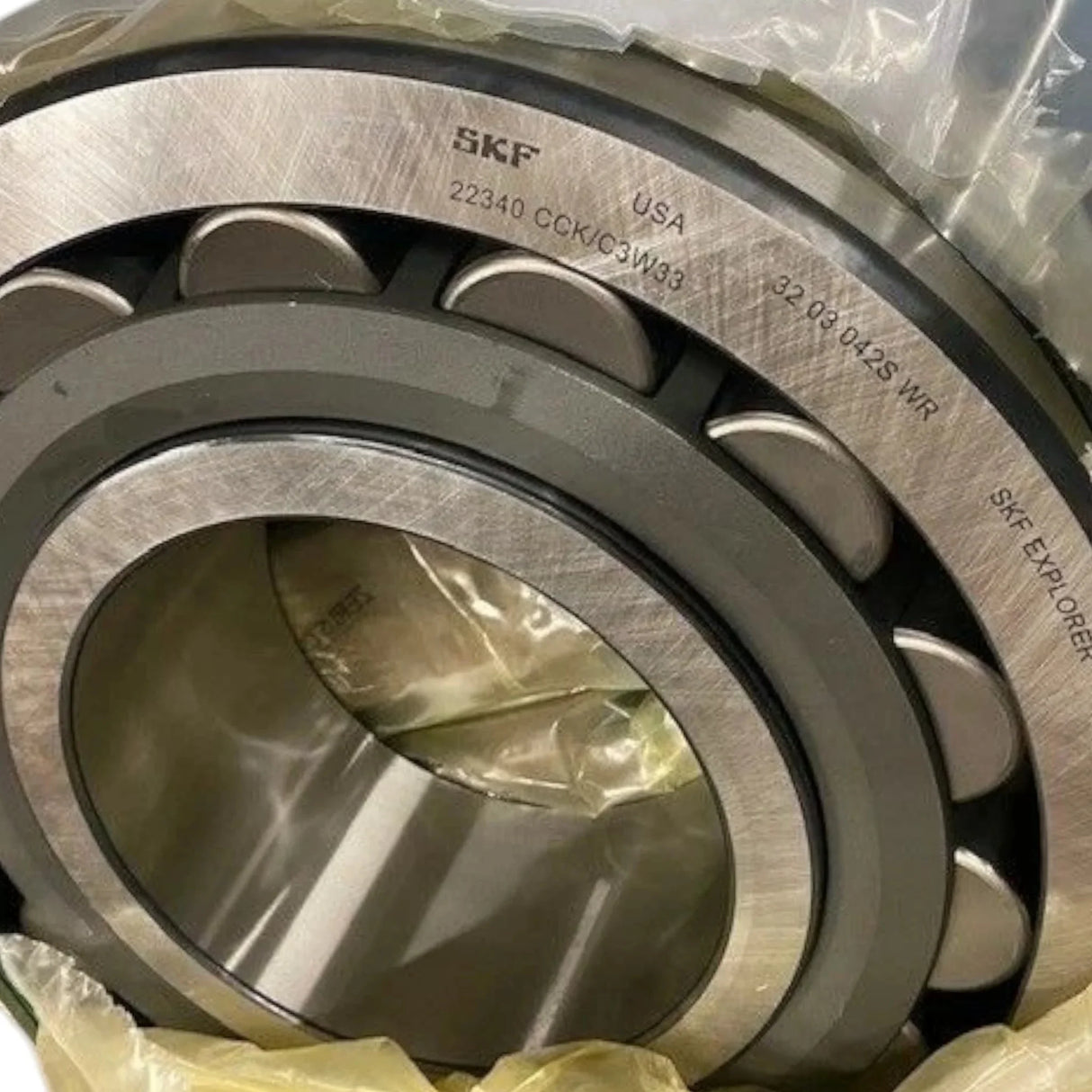 22340 CCK/C3W33 Genuine SKF Spherical Roller Bearing - Truck To Trailer