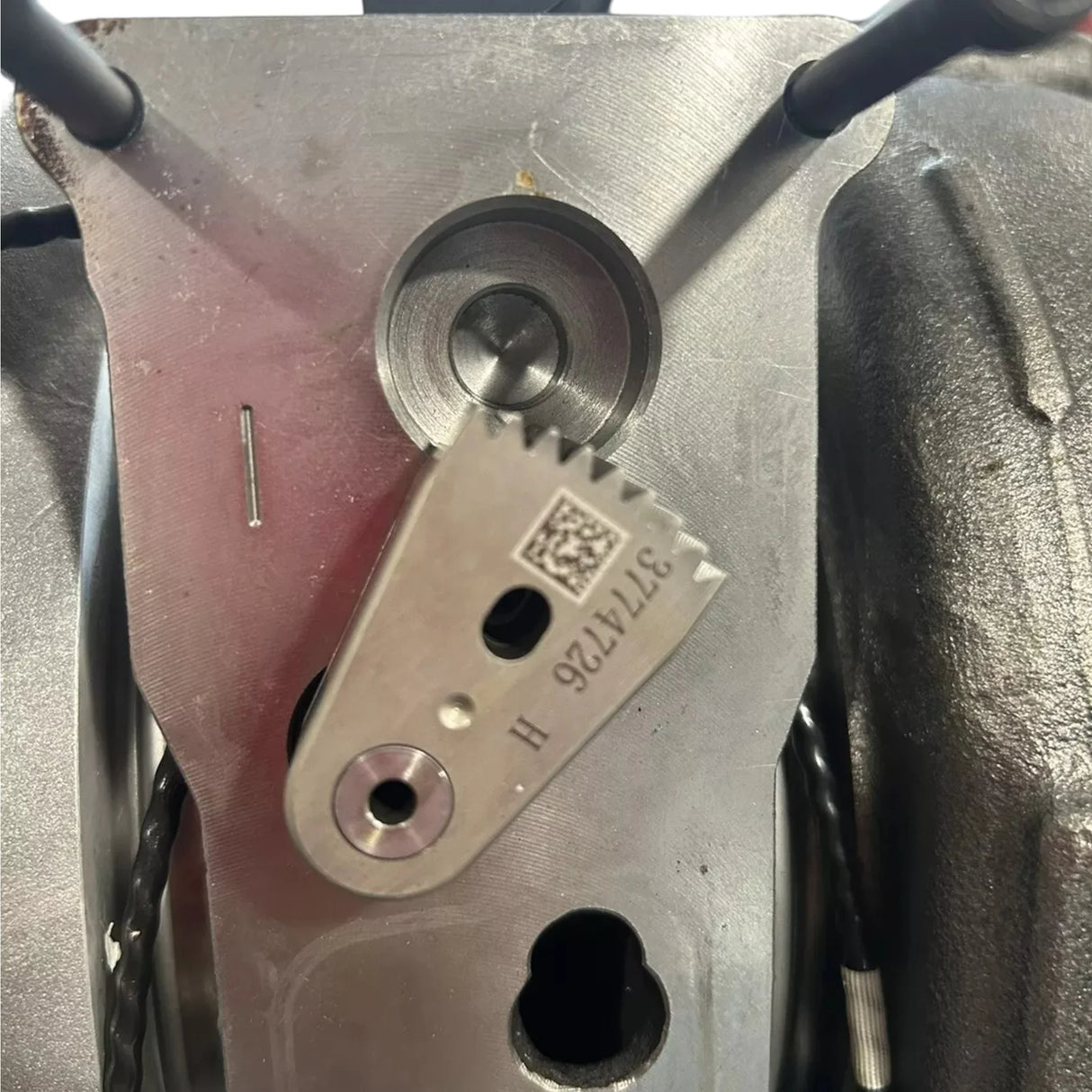 2301175Pex Genuine Paccar Turbocharger Without Actuator For Mx-13 - Truck To Trailer