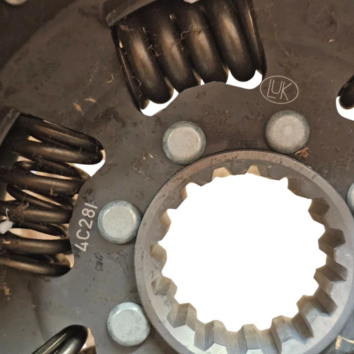 47618909 CNH Clutch Cover Assembly