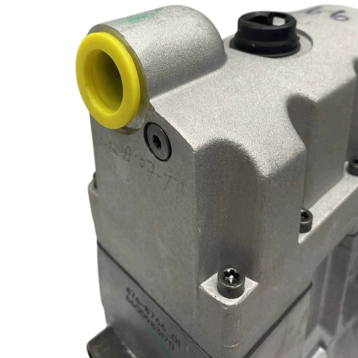 476-8766 Genuine Caterpillar High Pressure Oil Pump - Truck To Trailer