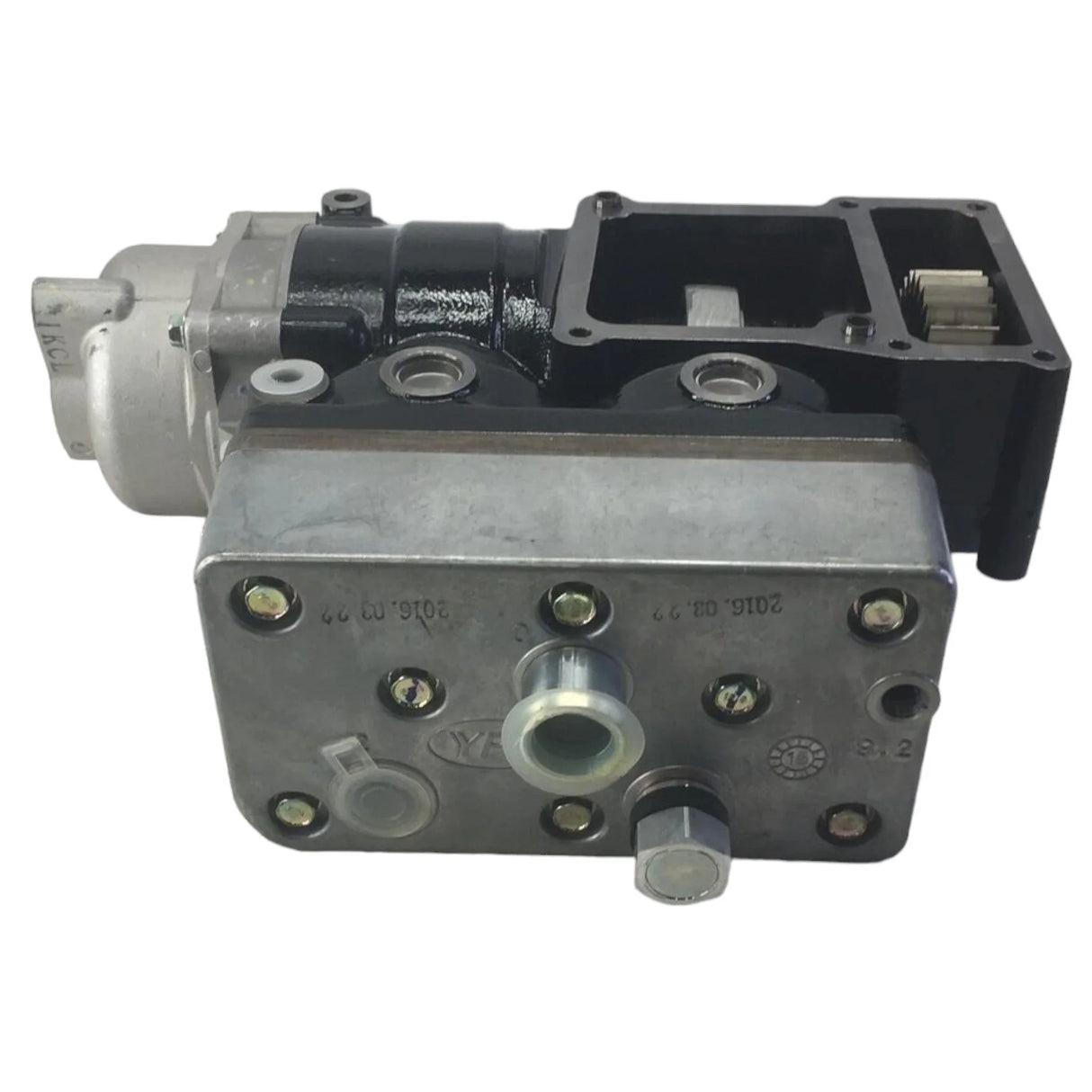 3709920C91 Genuine International Twin Air Compressor - Truck To Trailer