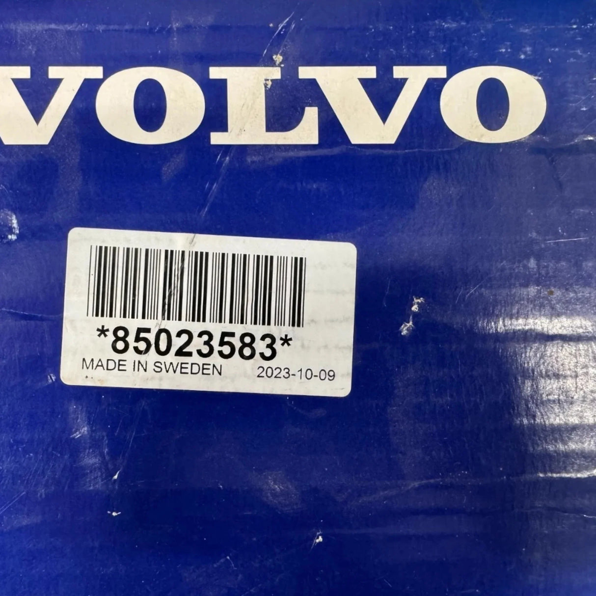 85124621 Genuine Volvo Water Pump Kit - Truck To Trailer