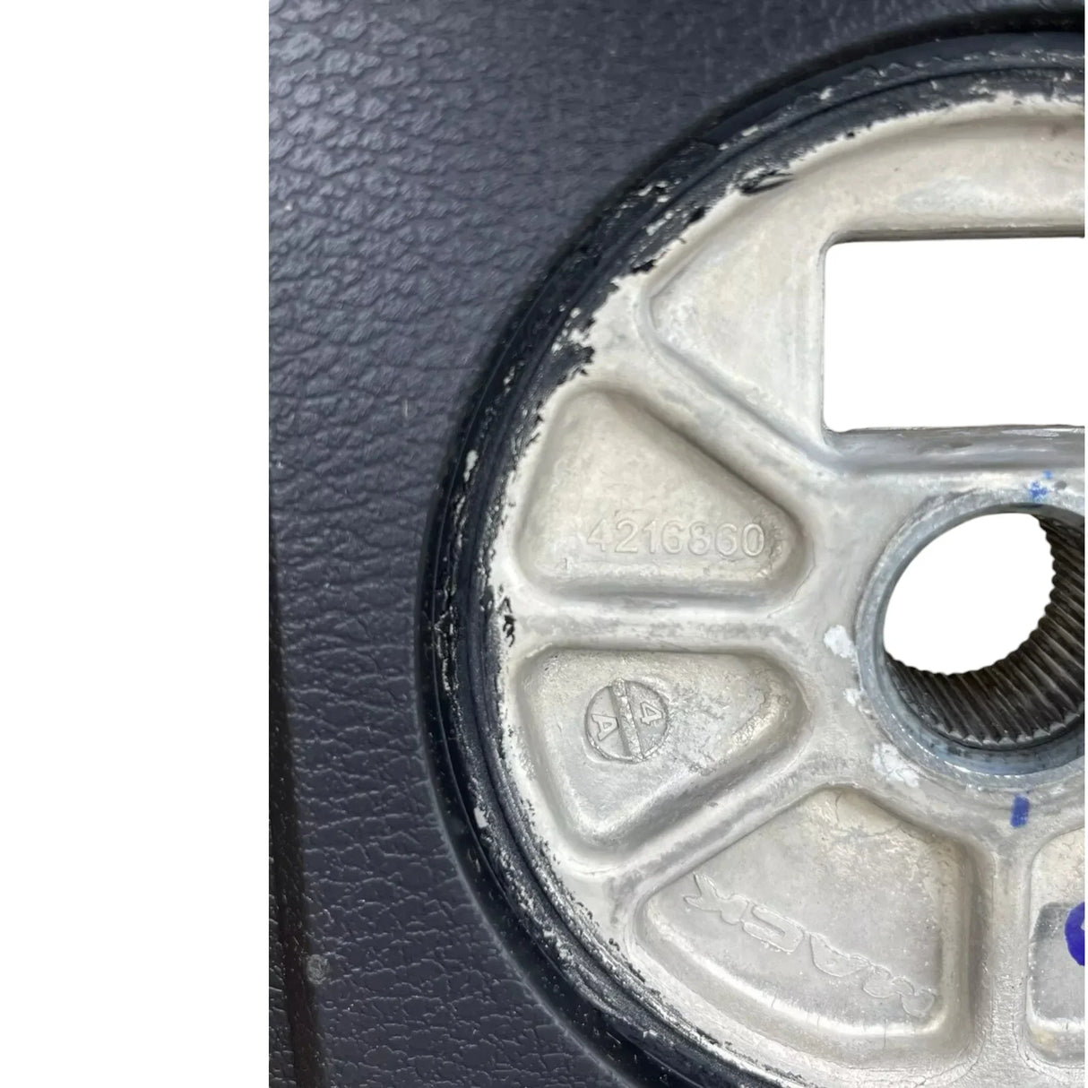 82753793 Genuine Volvo Steering Wheel - Truck To Trailer