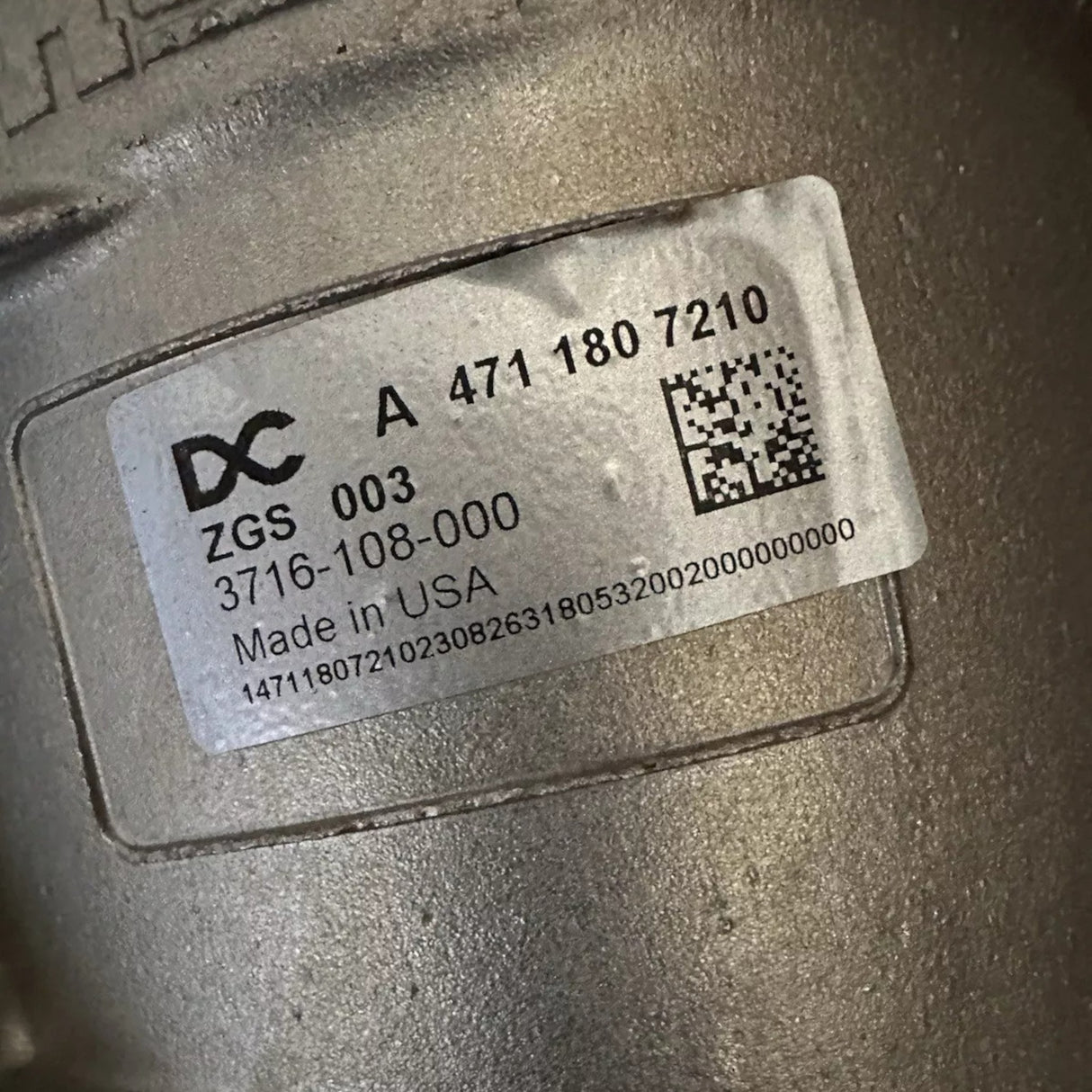 EA4711807210 Genuine Detroit Diesel Oil Coolant Module