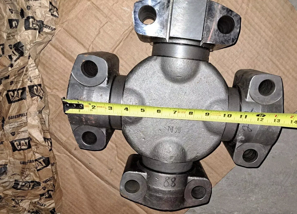 255-0902 CAT Drive Shaft Spider Bearing - Truck To Trailer