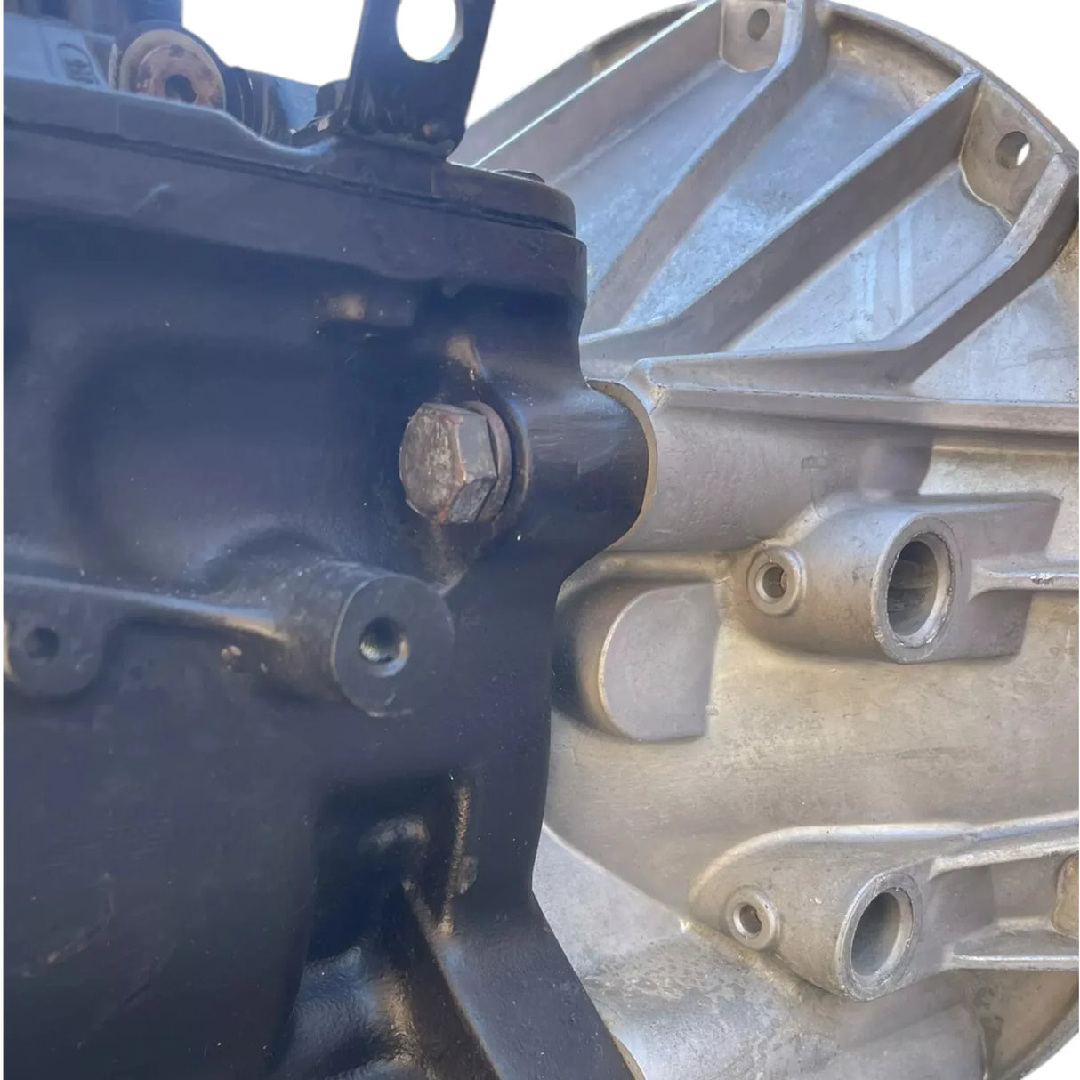 TA-C33-01 Genuine Eaton Speed Transmission Assembly - Truck To Trailer