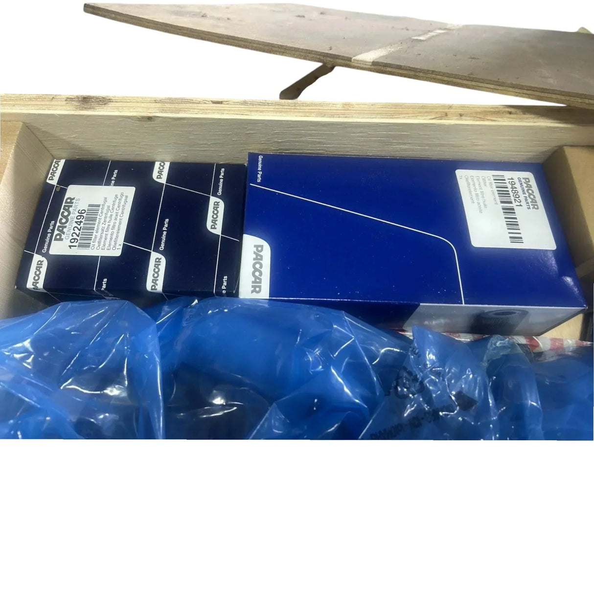 1955880 Genuine Paccar Camshaft - Truck To Trailer