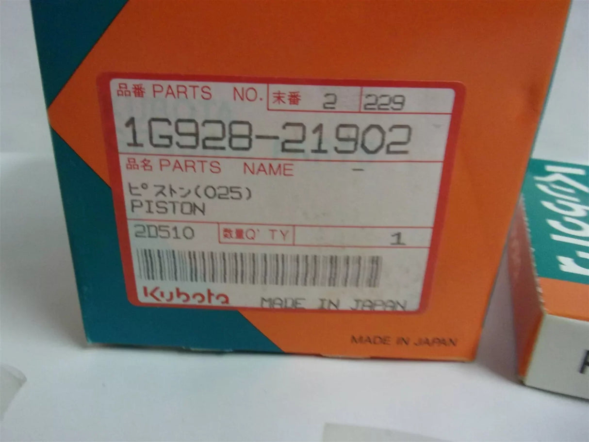 1G427-21780 Kubota Piston Kit - Truck To Trailer