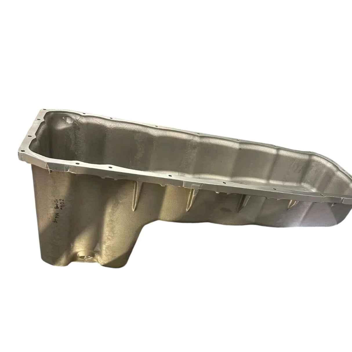 67812C2 International Cast Alluminum Oil Pan - Truck To Trailer