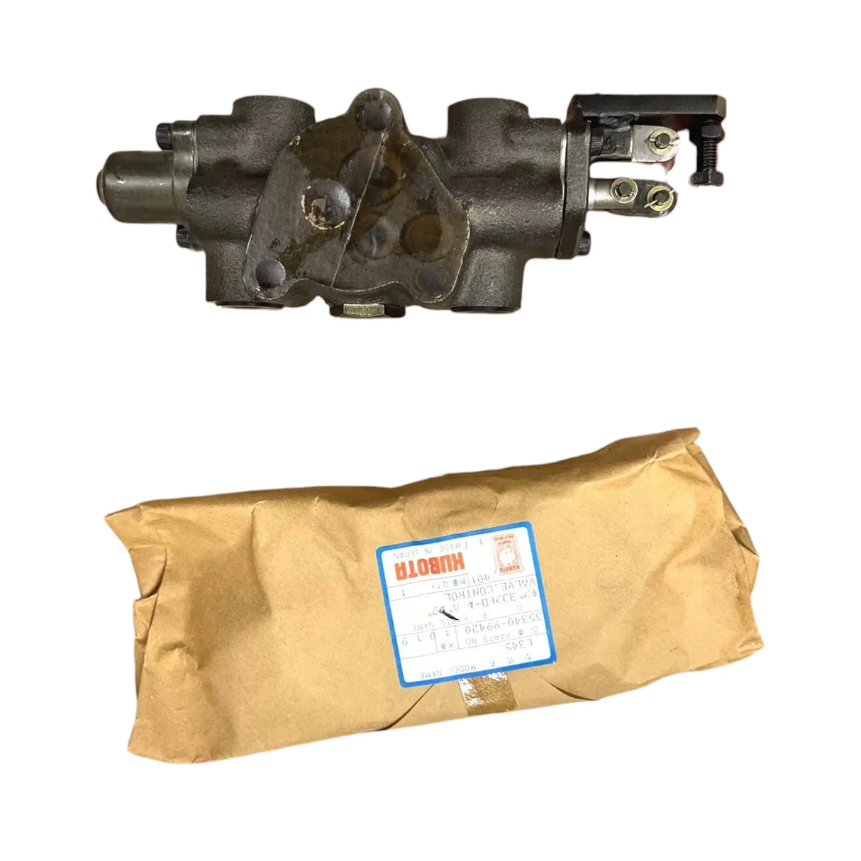 35340-99400 Kubota Control Valve Assembly - Truck To Trailer