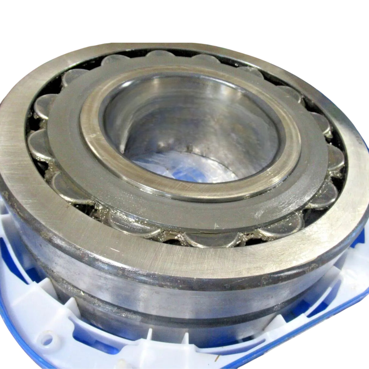 22338CCK/C3W33 Genuine SKF Spherical Roller Bearing